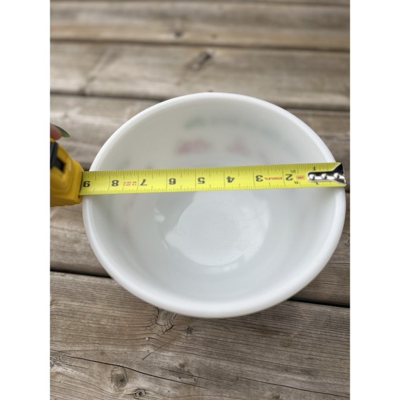 Vintage 1950s Hazel Atlas Tom and Jerry Milk Glass Egg Nog Christmas Bowl - Picture 6 of 6